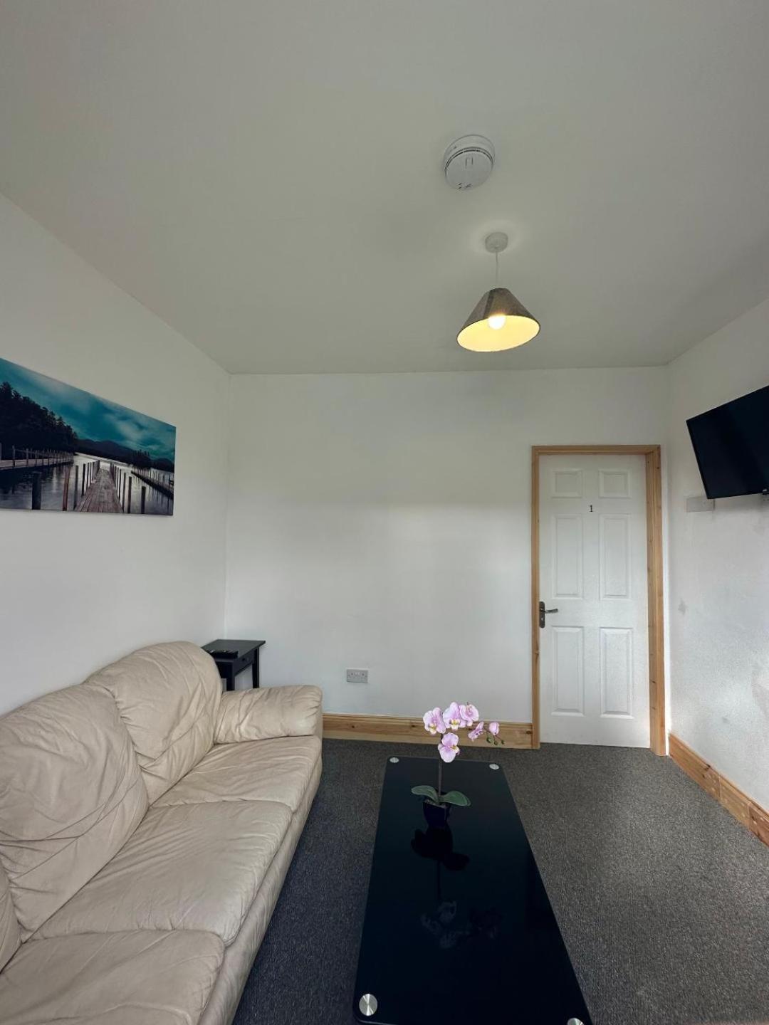 Browning House 3 Bedroom 6 Beds Long Or Short Stay Derby Exteriér fotografie