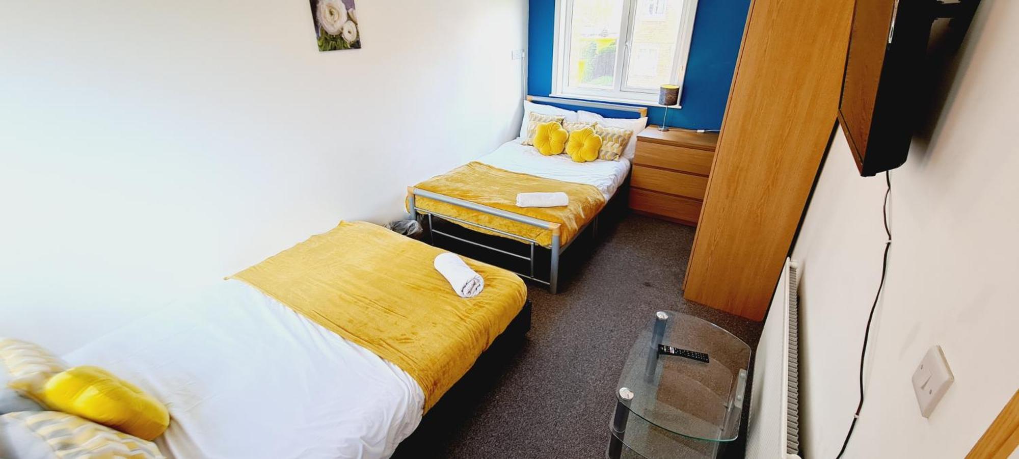 Browning House 3 Bedroom 6 Beds Long Or Short Stay Derby Exteriér fotografie