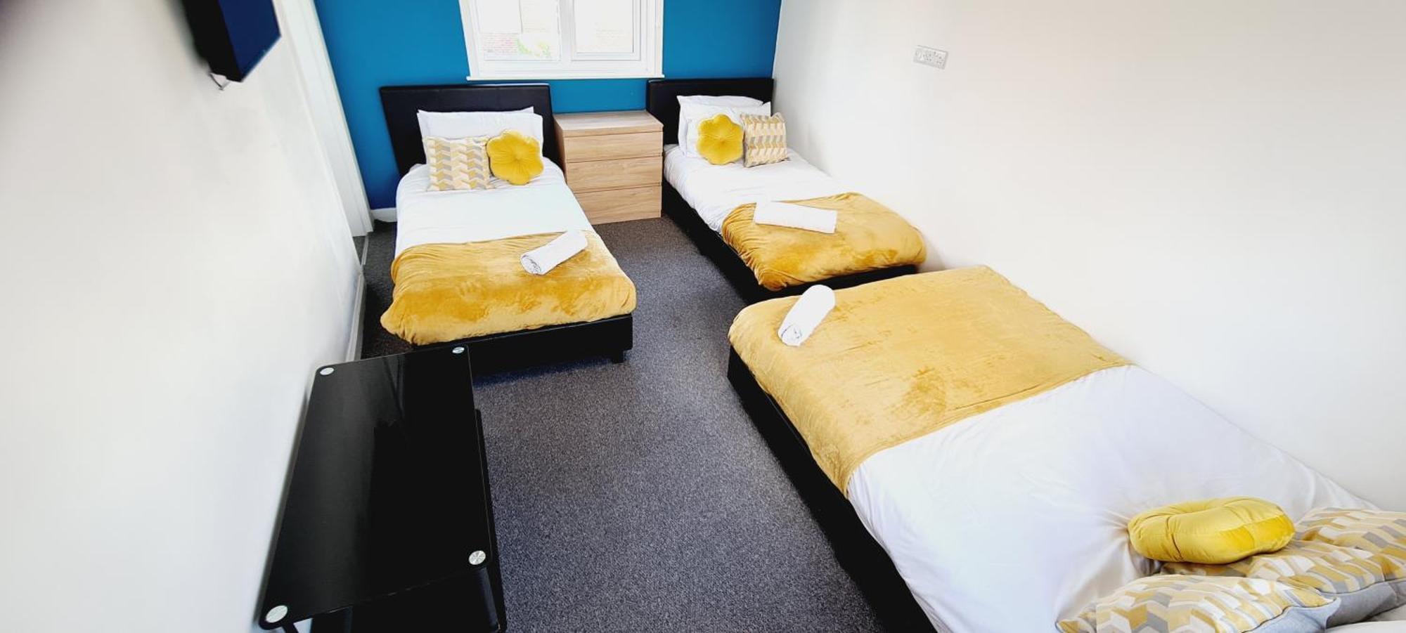 Browning House 3 Bedroom 6 Beds Long Or Short Stay Derby Exteriér fotografie