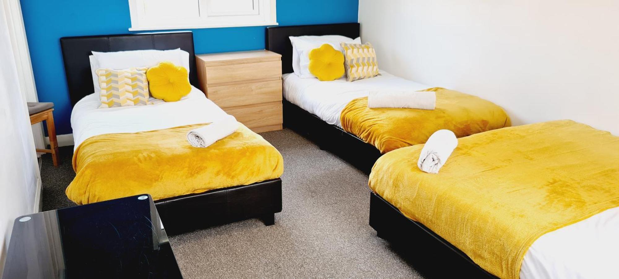 Browning House 3 Bedroom 6 Beds Long Or Short Stay Derby Exteriér fotografie